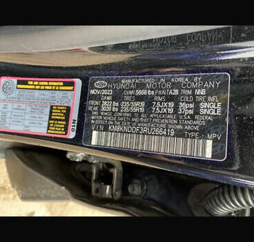 Черный Хендай Ioniq 5, объемом двигателя 0 л и пробегом 7 тыс. км за 28999 $, фото 33 на Automoto.ua