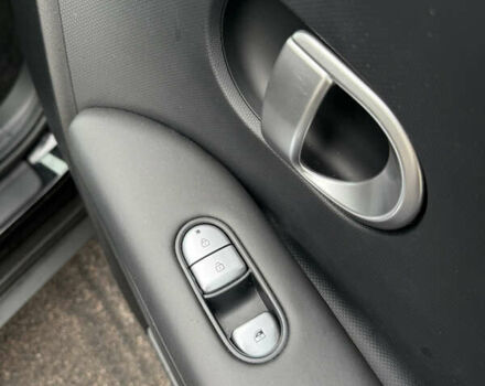 Черный Хендай Ioniq 5, объемом двигателя 0 л и пробегом 25 тыс. км за 28999 $, фото 14 на Automoto.ua