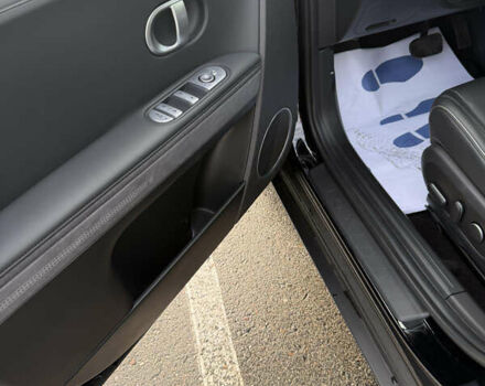 Черный Хендай Ioniq 5, объемом двигателя 0 л и пробегом 42 тыс. км за 26000 $, фото 6 на Automoto.ua