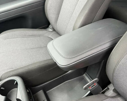 Черный Хендай Ioniq 5, объемом двигателя 0 л и пробегом 25 тыс. км за 28999 $, фото 21 на Automoto.ua