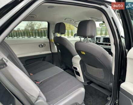 Черный Хендай Ioniq 5, объемом двигателя 0 л и пробегом 2 тыс. км за 26999 $, фото 46 на Automoto.ua