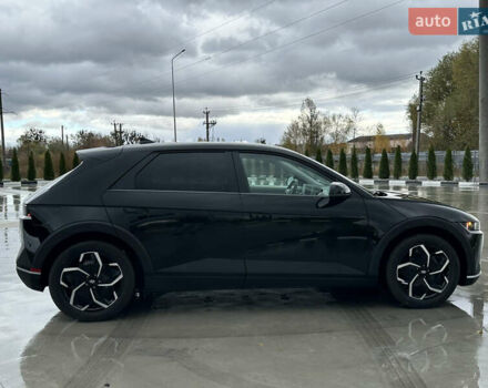 Черный Хендай Ioniq 5, объемом двигателя 0 л и пробегом 2 тыс. км за 26999 $, фото 7 на Automoto.ua