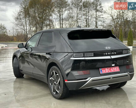Черный Хендай Ioniq 5, объемом двигателя 0 л и пробегом 2 тыс. км за 26999 $, фото 4 на Automoto.ua