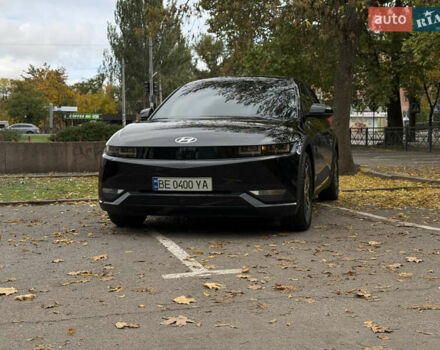 Черный Хендай Ioniq 5, объемом двигателя 0 л и пробегом 7 тыс. км за 28999 $, фото 3 на Automoto.ua