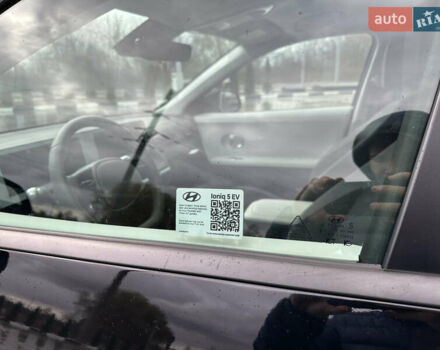 Черный Хендай Ioniq 5, объемом двигателя 0 л и пробегом 2 тыс. км за 26999 $, фото 57 на Automoto.ua