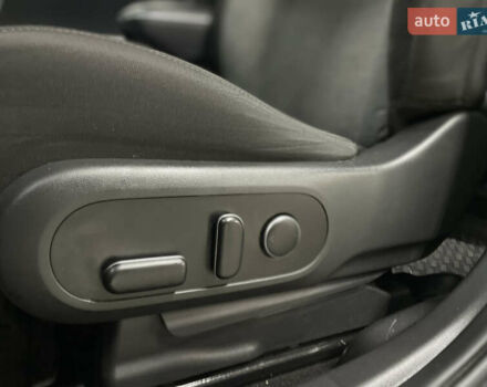 Чорний Хендай Ioniq 5, об'ємом двигуна 0 л та пробігом 75 тис. км за 26900 $, фото 42 на Automoto.ua