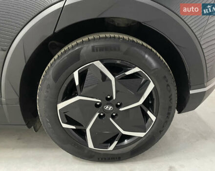 Чорний Хендай Ioniq 5, об'ємом двигуна 0 л та пробігом 75 тис. км за 26900 $, фото 28 на Automoto.ua