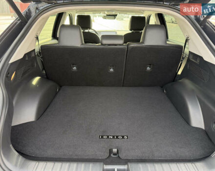 Черный Хендай Ioniq 5, объемом двигателя 0 л и пробегом 42 тыс. км за 26000 $, фото 7 на Automoto.ua