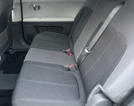 Чорний Хендай Ioniq 5, об'ємом двигуна 0 л та пробігом 37 тис. км за 24000 $, фото 7 на Automoto.ua