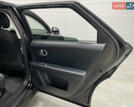 Чорний Хендай Ioniq 5, об'ємом двигуна 0 л та пробігом 75 тис. км за 26900 $, фото 37 на Automoto.ua