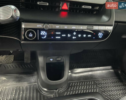 Чорний Хендай Ioniq 5, об'ємом двигуна 0 л та пробігом 75 тис. км за 26900 $, фото 49 на Automoto.ua