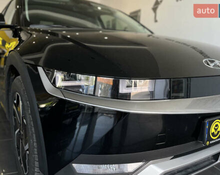 Черный Хендай Ioniq 5, объемом двигателя 0 л и пробегом 15 тыс. км за 28500 $, фото 8 на Automoto.ua