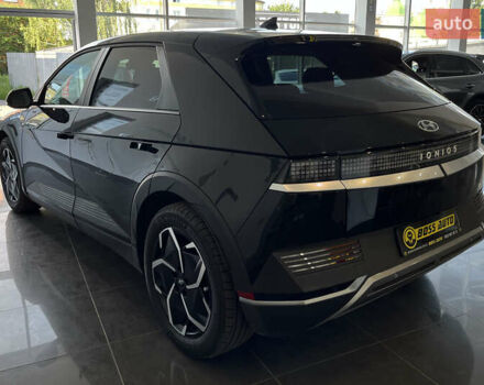 Черный Хендай Ioniq 5, объемом двигателя 0 л и пробегом 15 тыс. км за 28500 $, фото 3 на Automoto.ua