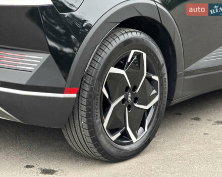 Черный Хендай Ioniq 5, объемом двигателя 0 л и пробегом 6 тыс. км за 28999 $, фото 14 на Automoto.ua