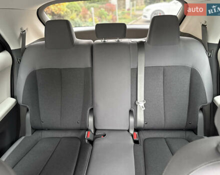 Черный Хендай Ioniq 5, объемом двигателя 0 л и пробегом 6 тыс. км за 28999 $, фото 23 на Automoto.ua