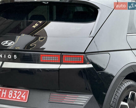 Черный Хендай Ioniq 5, объемом двигателя 0 л и пробегом 6 тыс. км за 28999 $, фото 13 на Automoto.ua