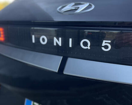 Черный Хендай Ioniq 5, объемом двигателя 0 л и пробегом 18 тыс. км за 24999 $, фото 17 на Automoto.ua