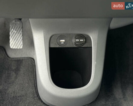 Черный Хендай Ioniq 5, объемом двигателя 0 л и пробегом 6 тыс. км за 28999 $, фото 41 на Automoto.ua