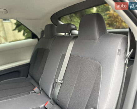 Черный Хендай Ioniq 5, объемом двигателя 0 л и пробегом 6 тыс. км за 28999 $, фото 26 на Automoto.ua