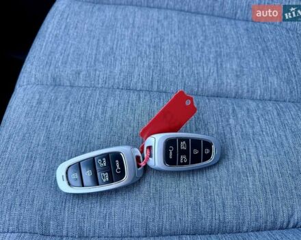 Коричневый Хендай Ioniq 5, объемом двигателя 0 л и пробегом 33 тыс. км за 24900 $, фото 17 на Automoto.ua