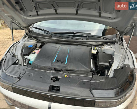 Коричневый Хендай Ioniq 5, объемом двигателя 0 л и пробегом 181 тыс. км за 24999 $, фото 18 на Automoto.ua