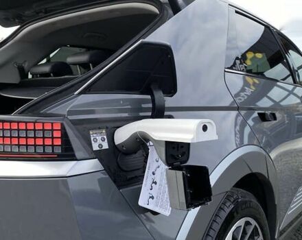 Хендай Ioniq 5 2021 в Луцке на Automoto.ua Хендай Ioniq 5, объемом двигателя 0 л и пробегом 130 тыс. км за 28200 $, фото 17 на Automoto.ua