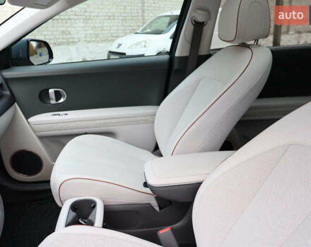 Хендай Ioniq 5, объемом двигателя 0 л и пробегом 49 тыс. км за 27300 $, фото 83 на Automoto.ua