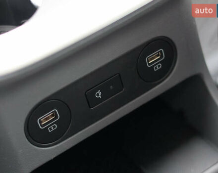 Хендай Ioniq 5, объемом двигателя 0 л и пробегом 49 тыс. км за 27300 $, фото 48 на Automoto.ua