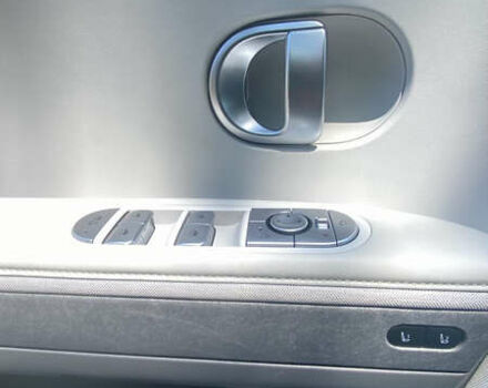 Хендай Ioniq 5, объемом двигателя 0 л и пробегом 4 тыс. км за 32500 $, фото 19 на Automoto.ua