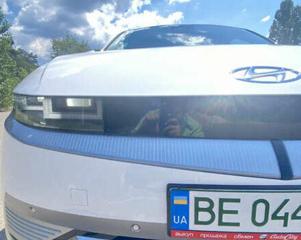 Хендай Ioniq 5, объемом двигателя 0 л и пробегом 4 тыс. км за 32500 $, фото 3 на Automoto.ua