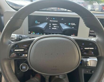 Хендай Ioniq 5, объемом двигателя 0 л и пробегом 52 тыс. км за 27999 $, фото 4 на Automoto.ua