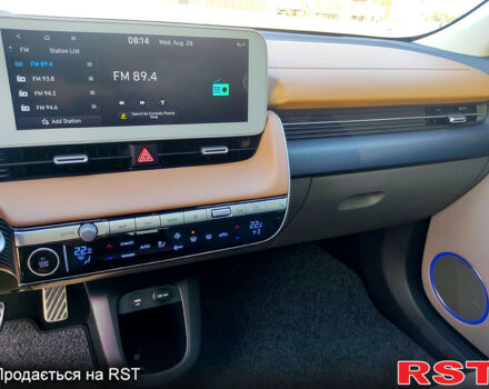 Сірий Хендай Ioniq 5, об'ємом двигуна 0.17 л та пробігом 105 тис. км за 32500 $, фото 8 на Automoto.ua