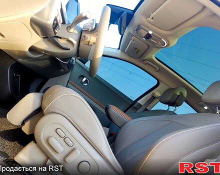 Сірий Хендай Ioniq 5, об'ємом двигуна 0.17 л та пробігом 105 тис. км за 32500 $, фото 4 на Automoto.ua