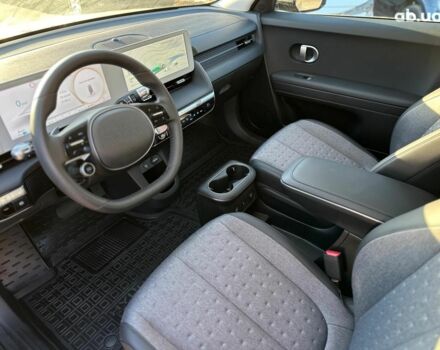 Сірий Хендай Ioniq 5, об'ємом двигуна 0 л та пробігом 1 тис. км за 43990 $, фото 20 на Automoto.ua