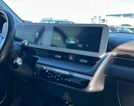 Серый Хендай Ioniq 5, объемом двигателя 0 л и пробегом 34 тыс. км за 26740 $, фото 14 на Automoto.ua