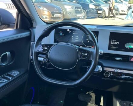 Серый Хендай Ioniq 5, объемом двигателя 0 л и пробегом 34 тыс. км за 26740 $, фото 24 на Automoto.ua