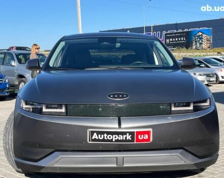 Серый Хендай Ioniq 5, объемом двигателя 0 л и пробегом 34 тыс. км за 26740 $, фото 1 на Automoto.ua