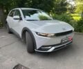Серый Хендай Ioniq 5, объемом двигателя 0 л и пробегом 1 тыс. км за 41000 $, фото 2 на Automoto.ua