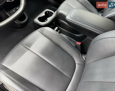 Сірий Хендай Ioniq 5, об'ємом двигуна 0 л та пробігом 59 тис. км за 30900 $, фото 64 на Automoto.ua