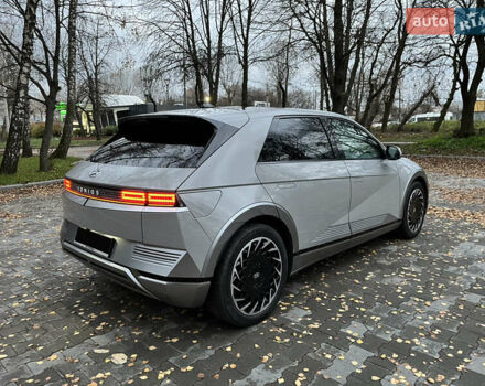 Серый Хендай Ioniq 5, объемом двигателя 0 л и пробегом 66 тыс. км за 30800 $, фото 4 на Automoto.ua