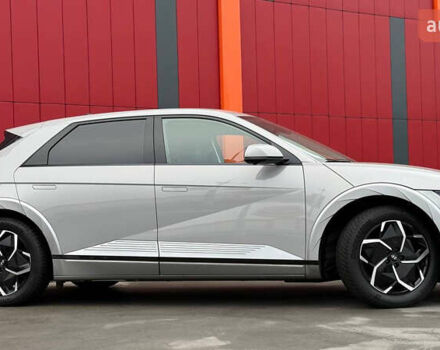 Серый Хендай Ioniq 5, объемом двигателя 0 л и пробегом 47 тыс. км за 29500 $, фото 9 на Automoto.ua