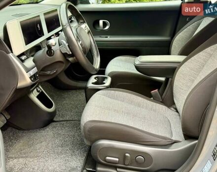 Серый Хендай Ioniq 5, объемом двигателя 0 л и пробегом 67 тыс. км за 23200 $, фото 16 на Automoto.ua