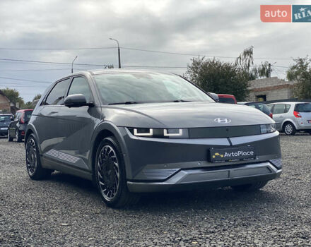 Серый Хендай Ioniq 5, объемом двигателя 0 л и пробегом 130 тыс. км за 28200 $, фото 134 на Automoto.ua