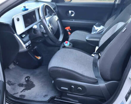 Серый Хендай Ioniq 5, объемом двигателя 0 л и пробегом 56 тыс. км за 27500 $, фото 8 на Automoto.ua