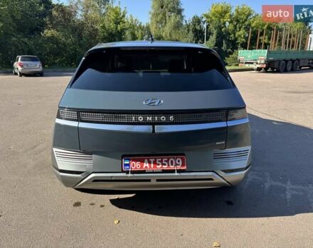 Серый Хендай Ioniq 5, объемом двигателя 0 л и пробегом 49 тыс. км за 29000 $, фото 4 на Automoto.ua