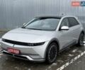Серый Хендай Ioniq 5, объемом двигателя 0 л и пробегом 62 тыс. км за 31700 $, фото 4 на Automoto.ua