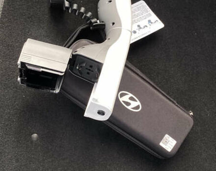 Серый Хендай Ioniq 5, объемом двигателя 0 л и пробегом 130 тыс. км за 28200 $, фото 122 на Automoto.ua