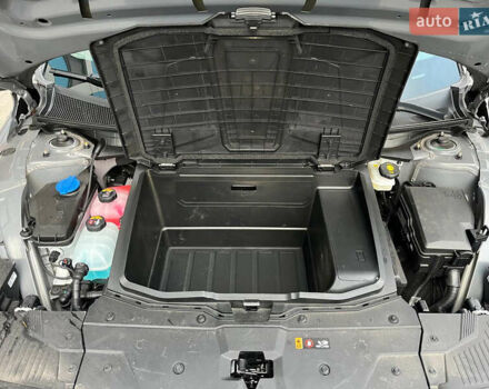 Серый Хендай Ioniq 5, объемом двигателя 0 л и пробегом 108 тыс. км за 26800 $, фото 30 на Automoto.ua