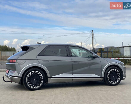 Серый Хендай Ioniq 5, объемом двигателя 0 л и пробегом 130 тыс. км за 28200 $, фото 144 на Automoto.ua