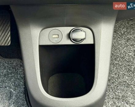 Серый Хендай Ioniq 5, объемом двигателя 0 л и пробегом 67 тыс. км за 23200 $, фото 40 на Automoto.ua